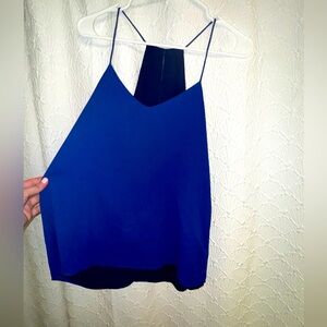 4 Tanks the price of 1. Two reversible Express tanks. Medium.